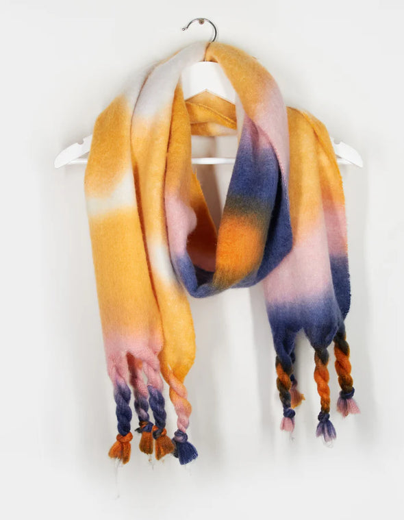 Wide Pom Pom scarf