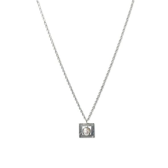 Square Pearl Necklace 45cm