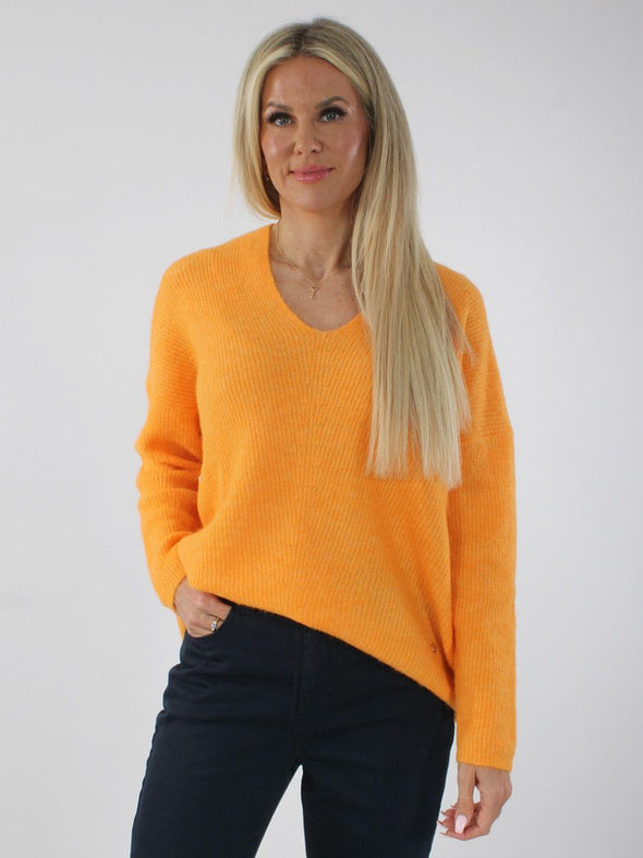 Thora V-Neck - Orange